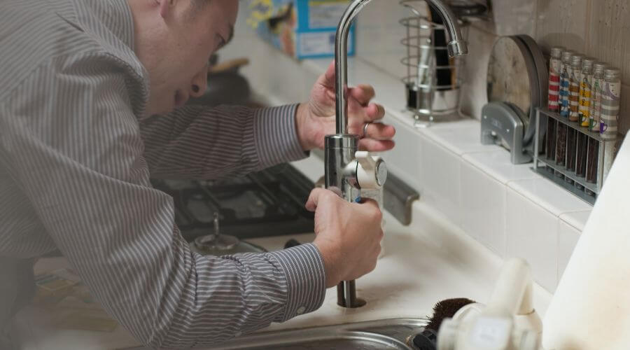 Expert burst pipe repair services in Apple Grove, WV